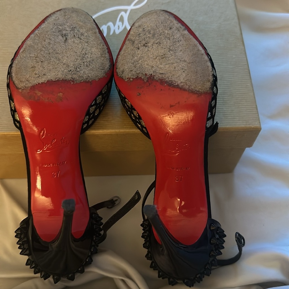 Christian Louboutin shoes - Picture 6 of 9